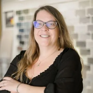 imgi_11_Sarah-Ruckert-team