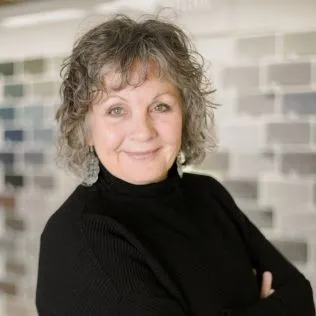 imgi_6_Gayle-Petersen-team